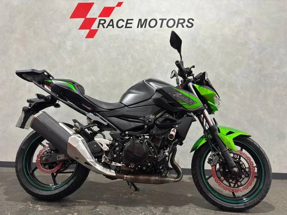 KAWASAKI Z400 